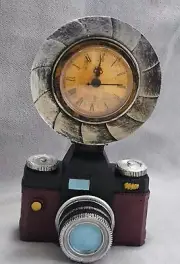 Antiques Decor, antiques Antique Clocks Beautiful color camera watch