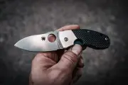 Spyderco Techno Brass/CF scale