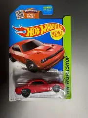 2015 Hot Wheels HW Workshop '15 Dodge Challenger SRT red
