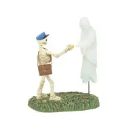 Dept 56 RAIN NOR SLEET NOR FRIGHT OF NIGHT Halloween Village 6009778 Ghost Post