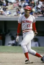 Shortstop Dave Concepcion Of The Cincinnati Reds Baseball 1980s Photo 8