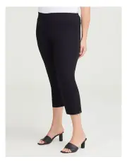 [Taking Shape] Expose Split Hem Crop Pant in Black