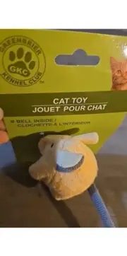 The GKC Plush Furry Mouse Cat Toy with Bell is a 2-inch Interactive