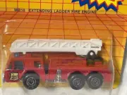 1986 Matchbox MB 18 Extending Ladder Fire Engine, Lot A, Red, 1/64, NIB