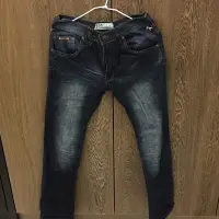 在飛比找蝦皮購物優惠-Earl Jeans 刷色牛仔