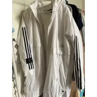 在飛比找蝦皮購物優惠-adidas長板羽絨外套 純白超美的！！