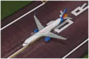 1:400 GeminiJets Jet2Holidays BOEING A321neo Airplane Diecast Plane Craft Model