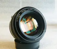 在飛比找Yahoo!奇摩拍賣優惠-【悠悠山河】近新品 大眼人像鏡 Nikon Nikkor 5