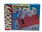 1993 Peanuts Snoopy Ceramic Doghouse Cookie Jar Benjamin & Medwin-Box-Free Ship