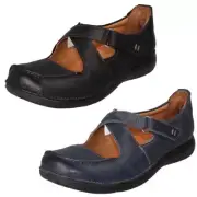 Ladies Unstructured by Clarks Hook and Loop Casual Shoes - Un loop Strap