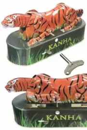 Stalking Tiger Jungle Book Tin Toy Wind Up