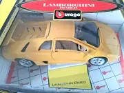 LAMBORGHINI DIABLO METAL DIE CAST YELLOW CAR ( STILL IN BOX ) 1/18 ITALY MADE