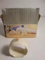 2 Boxes of 4 8 Total INTERNATIONAL CHINA MARMALADE WHITE GEESE NAPKIN RINGS NEW