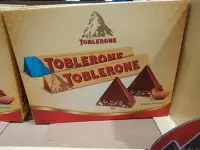 在飛比找Yahoo!奇摩拍賣優惠-TOBLERONE 瑞士三角巧克力綜合組