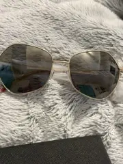 Prive Revaux Sunglasses Metal Frame The Pixi Caviar Black/Beige