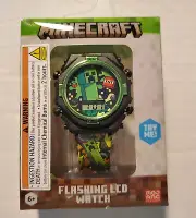 MINECRAFT CREEPER Mojang Digital LCD Watch w/ Flashing Light-Up Face NWT NIB