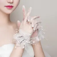 在飛比找蝦皮購物優惠-新娘手套 結婚 蕾絲 很仙美 花朵 白色 女 薄款 春夏 拍