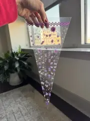New 75 Purple Clear Triangle Plastic Party Cone Shaped Candy Bag