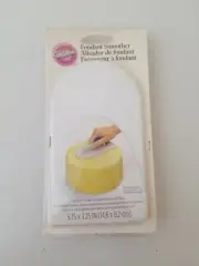 NEW Wilton Easy Glide Fondant Smoother Shaper Cake Decorating