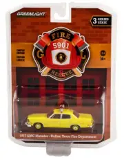 1:64 GreenLight *FIRE & RESCUE 3* 1977 AMC Matador DALLAS, TX Fire Dept NIP