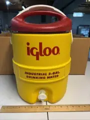 Igloo 421 2-Gallon Heavy-Duty Industrial Drinking Water Cooler Yellow w/box