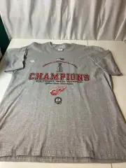 Vintage Gildan 2002 Red Wings Stanley Cup Champions Locker Room Edition XL