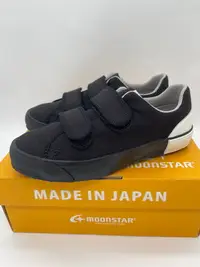 在飛比找Yahoo!奇摩拍賣優惠-《日本Moonstar》日本製 帆布鞋 機能款-黑(17-2