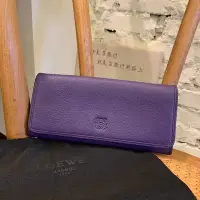 在飛比找Yahoo!奇摩拍賣優惠-Loewe紫色羊皮長夾-二手