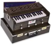Mini Traveler Harmonium- 2¾ Octave By Kaayna Musicals- 4 Stop- 2 Drone- 440 Hz