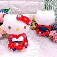 在飛比找Yahoo!奇摩拍賣優惠-♥小公主日本精品♥Hello kitty 凱蒂貓 紅色絨毛娃