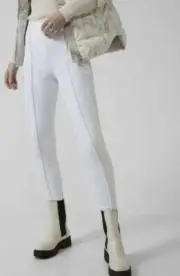 Athleta Glacier Snow Skinny Snow Ski Pant II White size 2 Petite RV $179