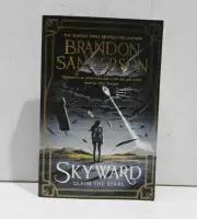 Skyward: The First Skyward Novel by Brandon Sanderson (Paperback, 2019)