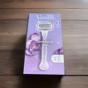 Gillette Venus Comfort Glide Freesia 3 Blades Women's Razor 2 Cartridges