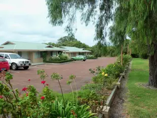 艾姆點汽車旅館Emu Point Motel