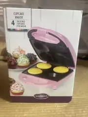 Nostalgia Cupcake Maker Makes 4 Mini Treats CKM400 Pink New In Box