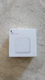 Apple 30W USB-C Power Adapter