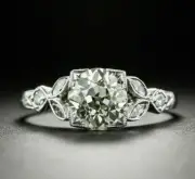 Gorgeous Solitaire Style Engagement Ring In 935 Silver Round White Sapphire