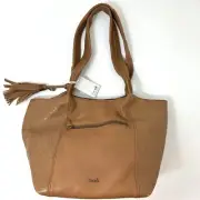 The Sak Fernwood Leather Tote Shoulder Handbag Tassel Charm Lined Bag Purse Boho