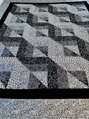 QUILT TOP-BLACK~GRAY~WHITE~52” X 62”. BED,LAP, TABLE, SOFA, DECOR~PIECED U.S.A.