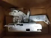 Volvo RH Door Latch - APL-101340