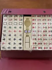 Tai Cheng Co. Ltd large Mahjong Melamine set with carry case Partially New as is