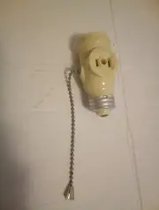 VTG New Leviton Light Bulb Socket, 2 Prong Electric Cord Adapter With Pull Chain