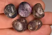 5 *RUBY* Tumbled Stones 28.8g 1-2cm Natural Healing Friendship Love Vitality