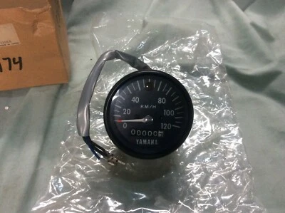GENUINE YAMAHA PARTS SPEEDO UNIT KM/H TY250 ( 516 ) 516-83510-10