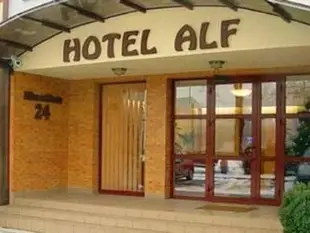 阿爾夫酒店
