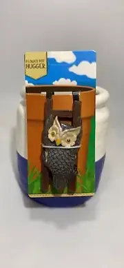 Owl Flower Pot Hugger Garden Decor