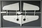 AMT/Ertl 1/48th Scale CURTISS P-40F - Parts Tree B from Kit No. 8795
