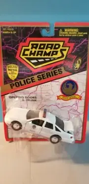 ROAD CHAMPS (43019) 1:43 SCALE DIECAST METAL PHOENIX ARIZONA POLICE CAR