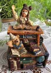 BOYDS DOLLSTONE MUSICAL - STEPHANIE WITH JIM...SCHOOL DAYS