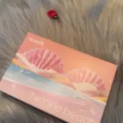Benefit Twinkle Beach Mini Cheek Palette; Shellie Blush + Dandelion Highlighter